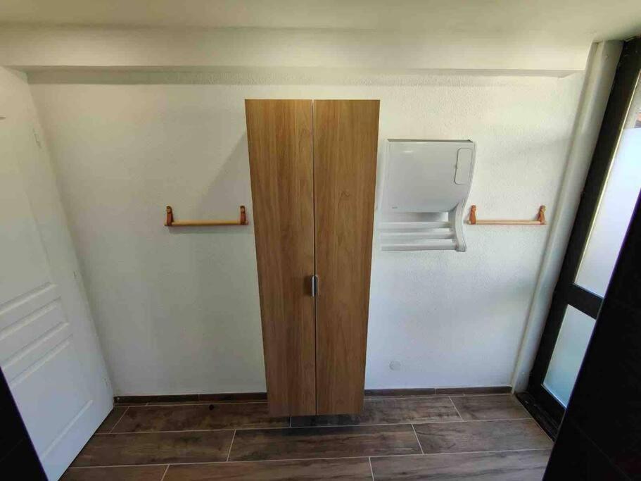 Appartement Cocooning Entierement Renove Les Angles  Exterior foto